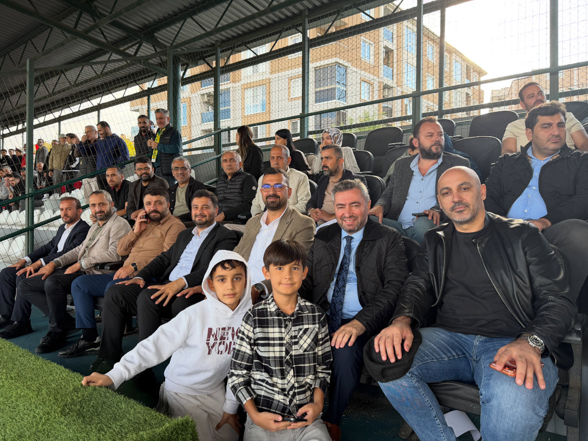 KAĞITHANESPOR’UN İLK İÇ SAHA MAÇINDA TAKIMIMIZIN YANINDAYIZ