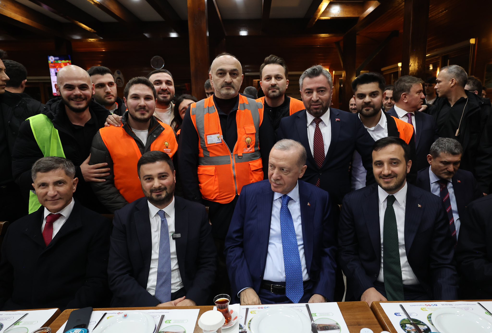 Cumhurbaşkanımız Recep Tayyip Erdoğan Kağıthane’de Vatandaşlarla Buluştu