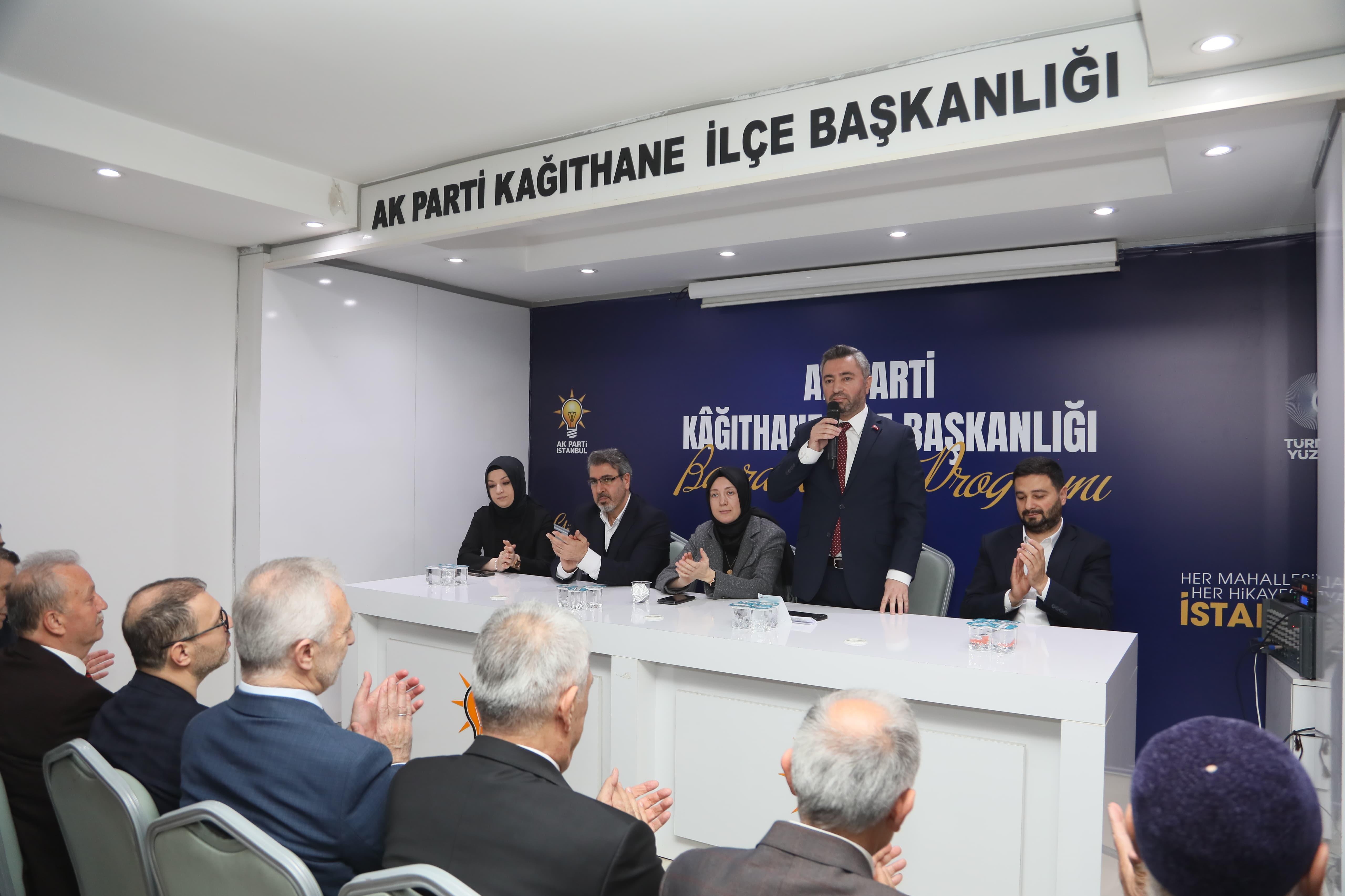 KAĞITHANE'DE BAYRAM COŞKUSU